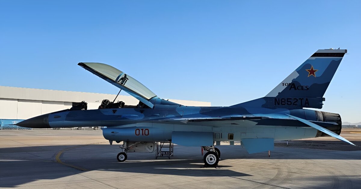    F-16 в расцветке Су-34