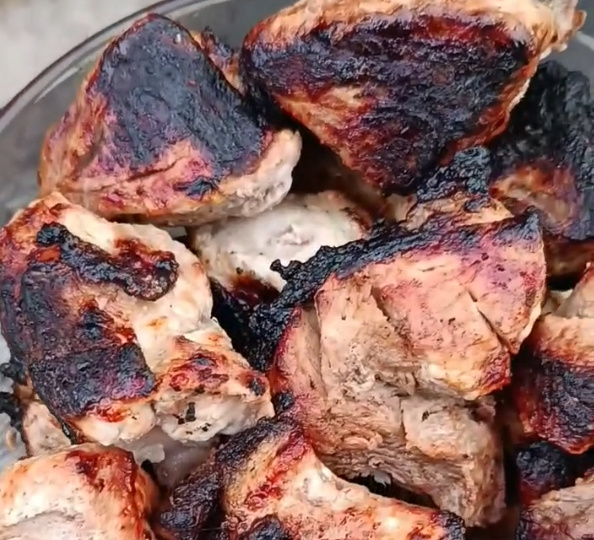 Свиной шашлык на кефире: сочный, как в ресторане, но готовим сами