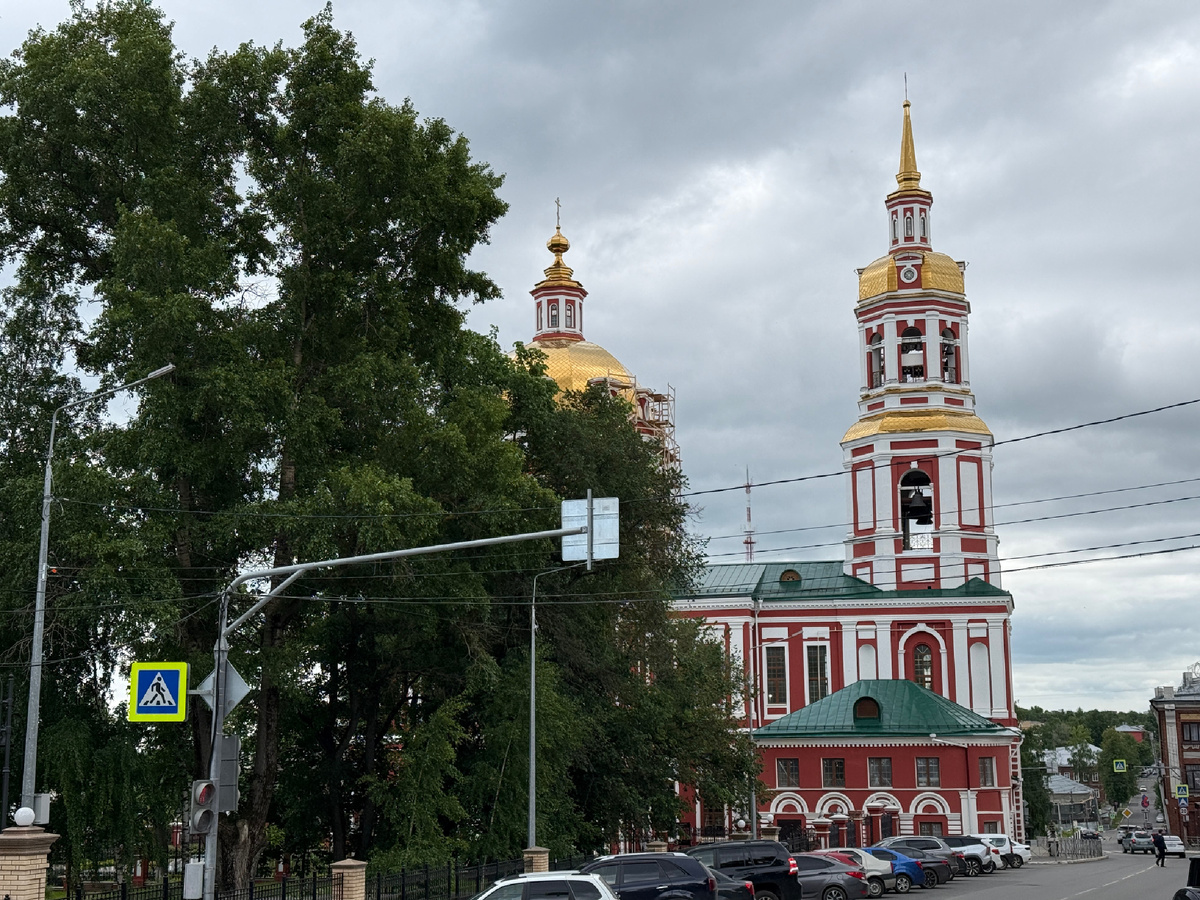 Один день в Кирове. Прогулялся по городу и вот что увидел.