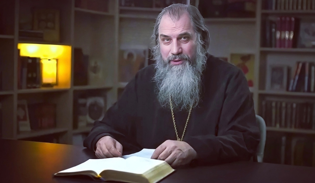 Александр Никольский — протоиерей, настоятель храма Трёх Святителей в Раменках (г. Москва).