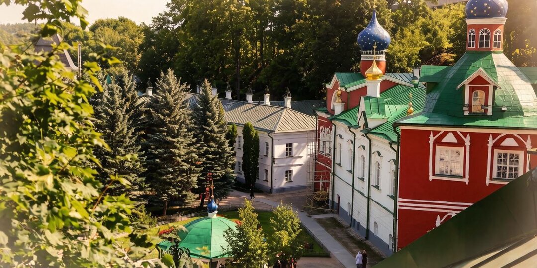Свято-Успенский Псково-Печерский монастырь. Свеча в руке — Бог в сердце