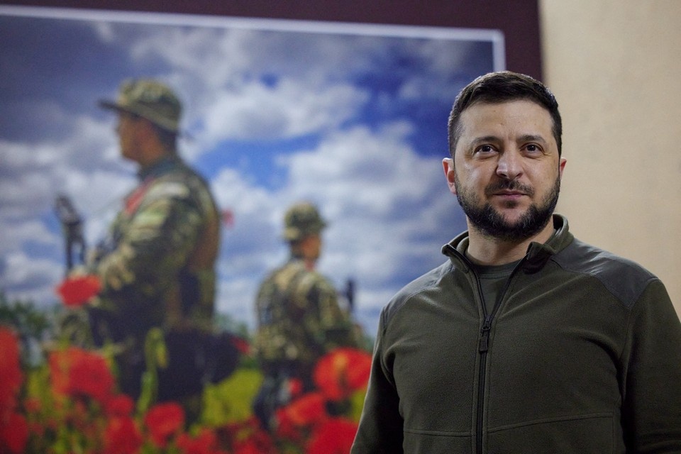    Богатство Зеленского сильно не вяжется с образом “солдата в свитере” REUTERS