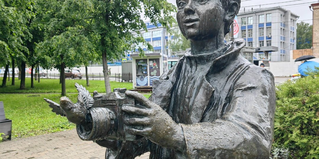 Красногорск (Московская область)- старая усадьба, живописный парк, разнообразные памятники
