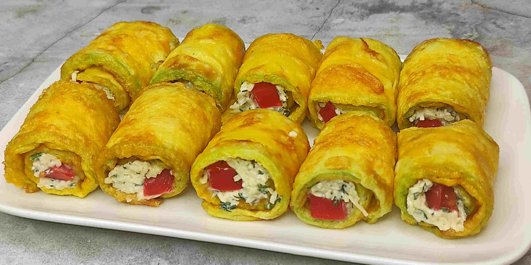Рулетики из КАБАЧКОВ в кляре с сыром и помидорами.