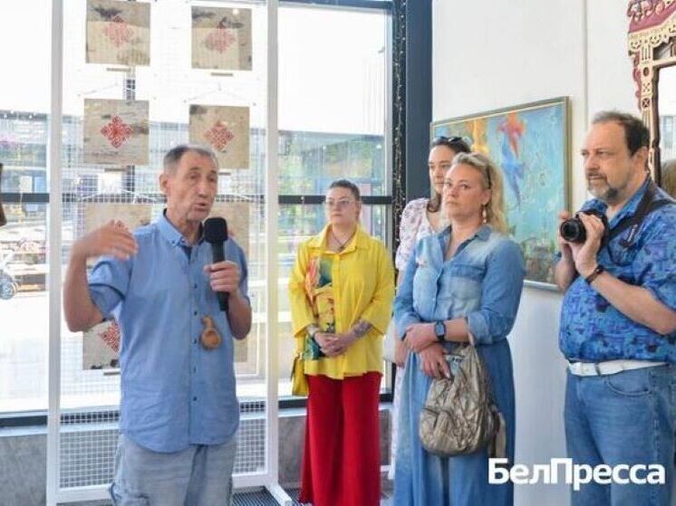     «Новое прочтение старых традиций»: в Белгороде работает выставка мастеров из разных стран, Фото: Арина Беседина/БелПресса