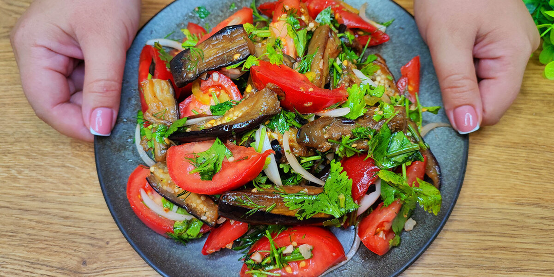Необыкновенно вкусный салат из баклажанов по-армянски — быстро, ярко и очень аппетитно