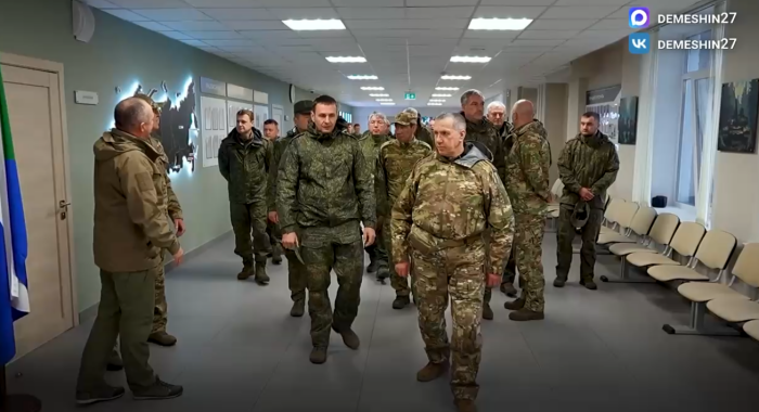 В Хабаровский центр «ВОИН» прибыла более чем солидная делегация / скриншот кадра видео канала Демешин в Мах