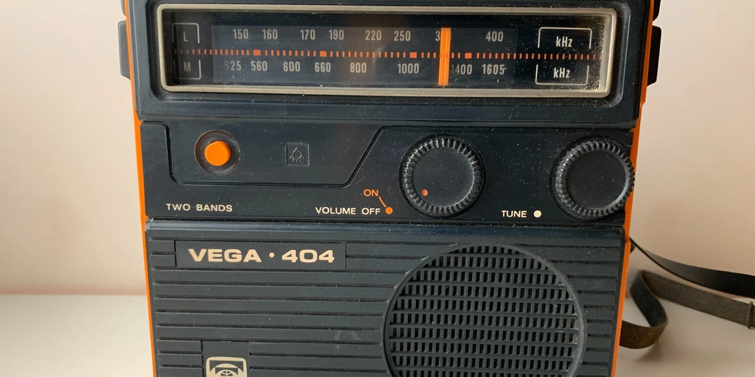 Этот радиоприемник из Сибири полюбили даже в Англии и Франции — «Вега-404»