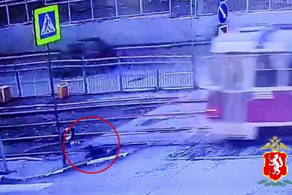    Подростка доставили в больницу. Фото: скриншот видео