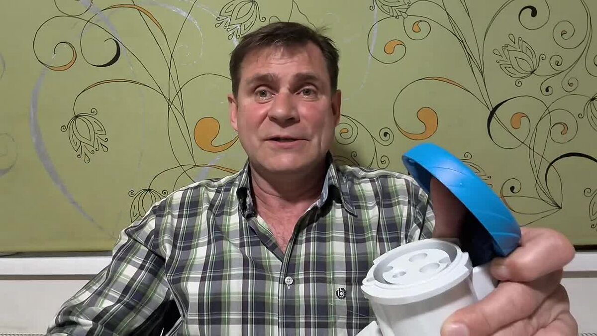😃Входит и выходит. Российский папа в европейскую маму😘
