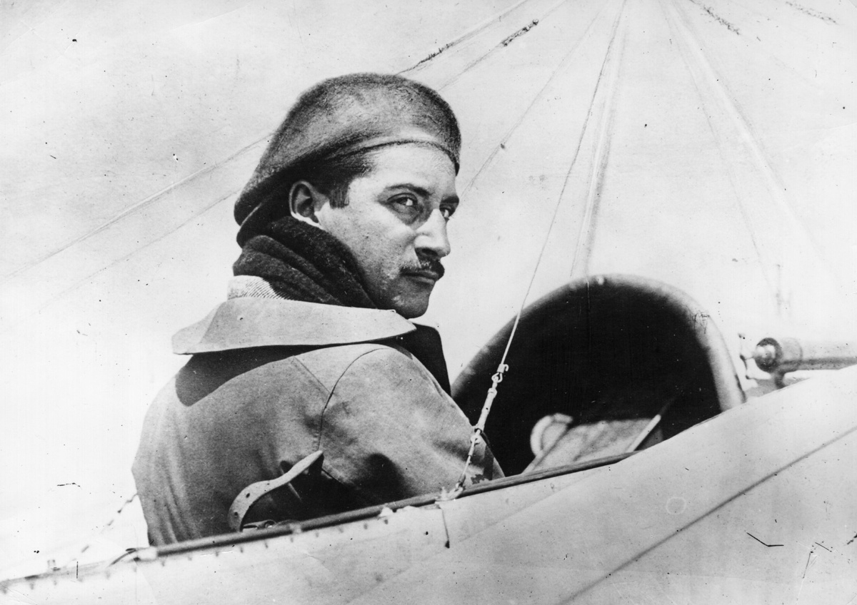 Французский летчик Ролан Гарро – основоположник истребительной авиации