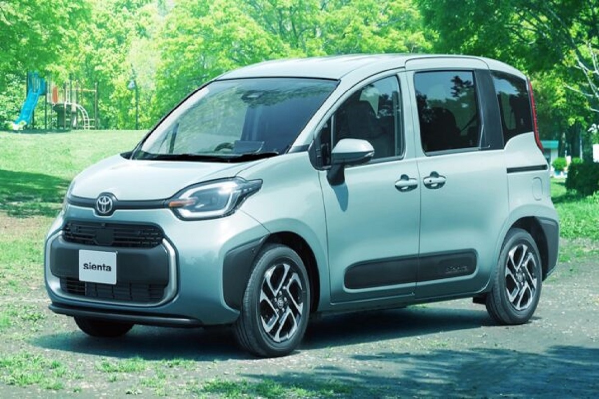    Фото: Toyota Sienta, источник: Toyota