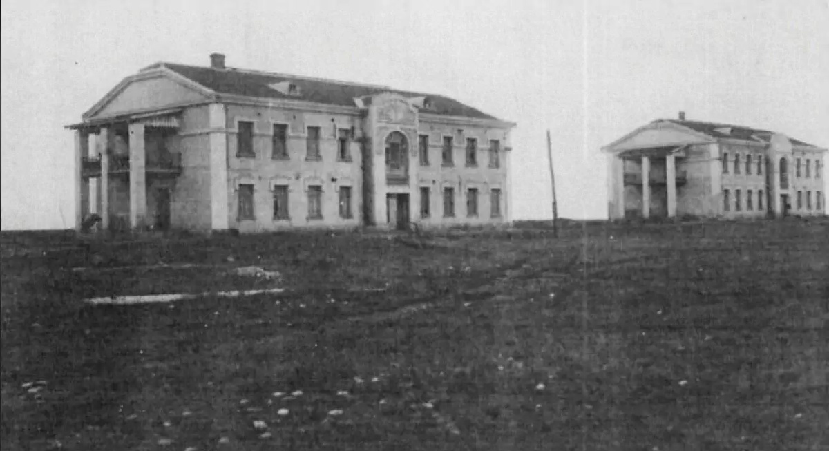 Здания Качинской летной школы