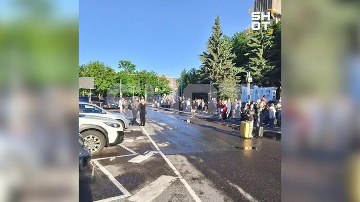 Очереди на эстонско-российской границе. Фото © SHOT