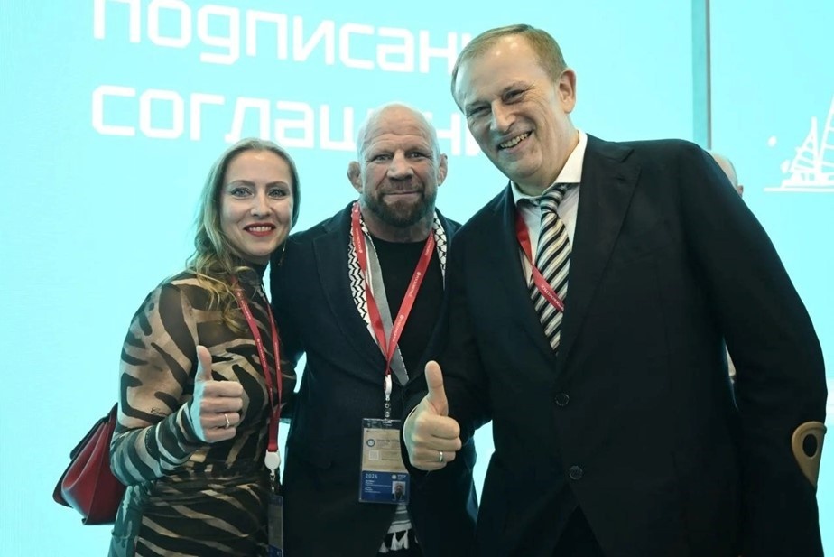    Александр Дрозденко встретился с Джеффом Монсоном Автор фото: Пресс-служба правительства Ленобласти