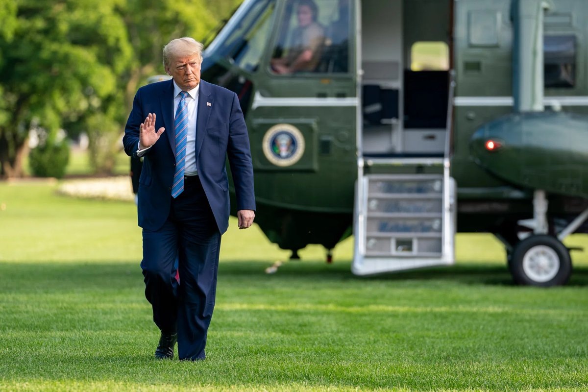     Военные не понимают, почему Трамп дал такое указание и ждут ясности от Пентагона