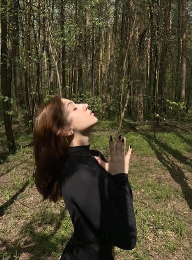 По признанию самой Варвары, лес - ее родная стихия, где активизируются ее природные сверхспособности