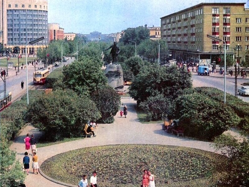 Проспект Ленина Свердловск 1968. Фото: arch-heritage.livejournal.com