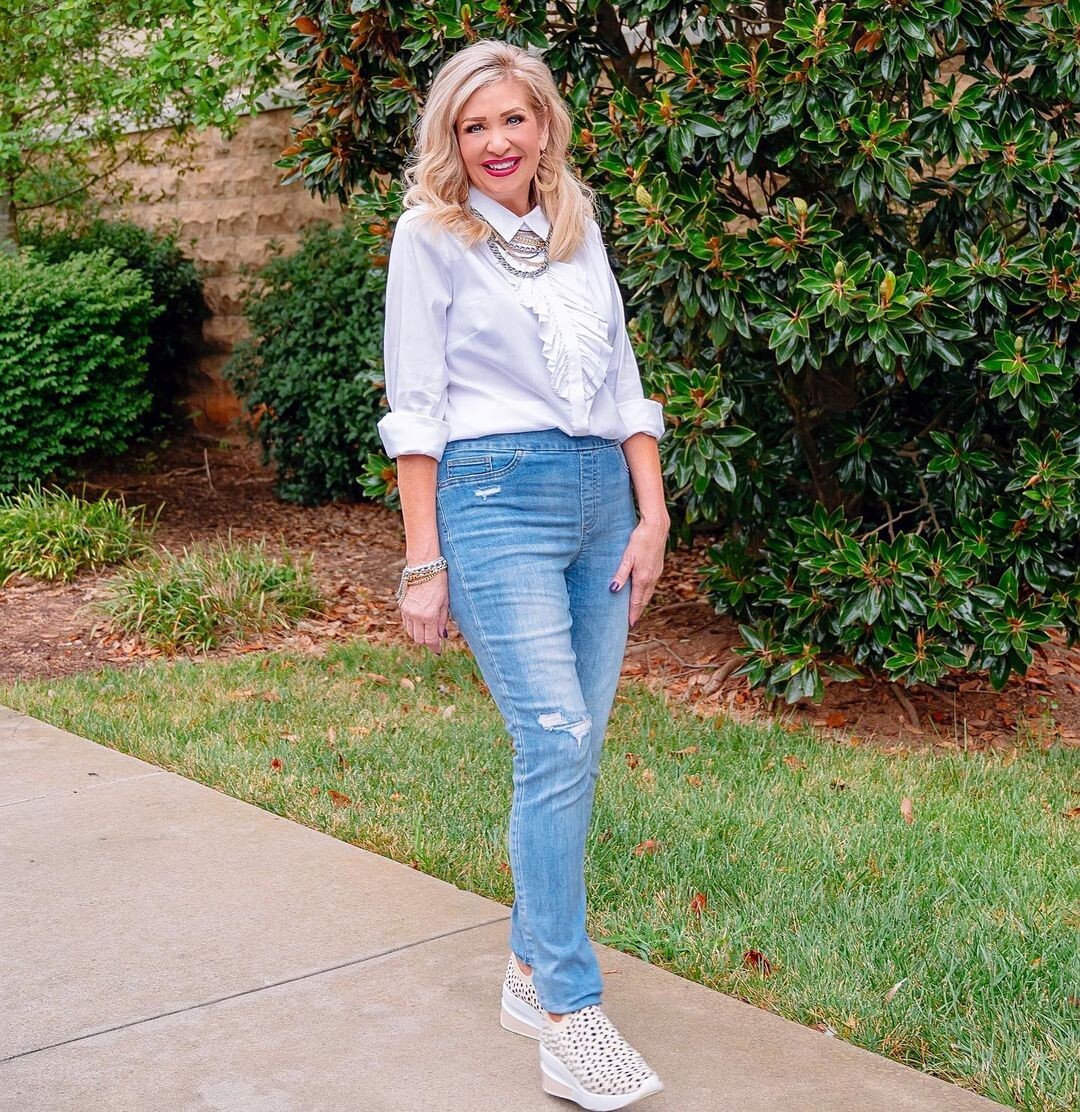 @southernblondechic/