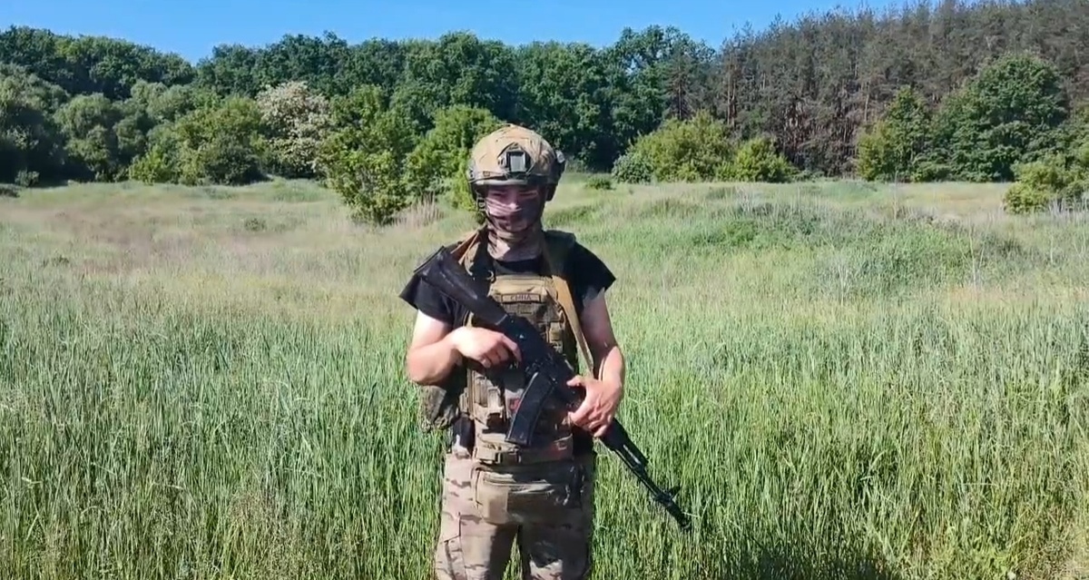 Военные волонтёры