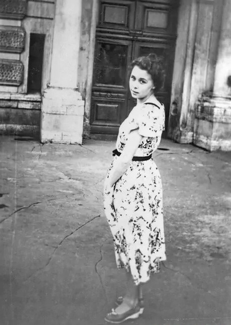 У театра оперы и балета имени Кирова, 1955–1960
,