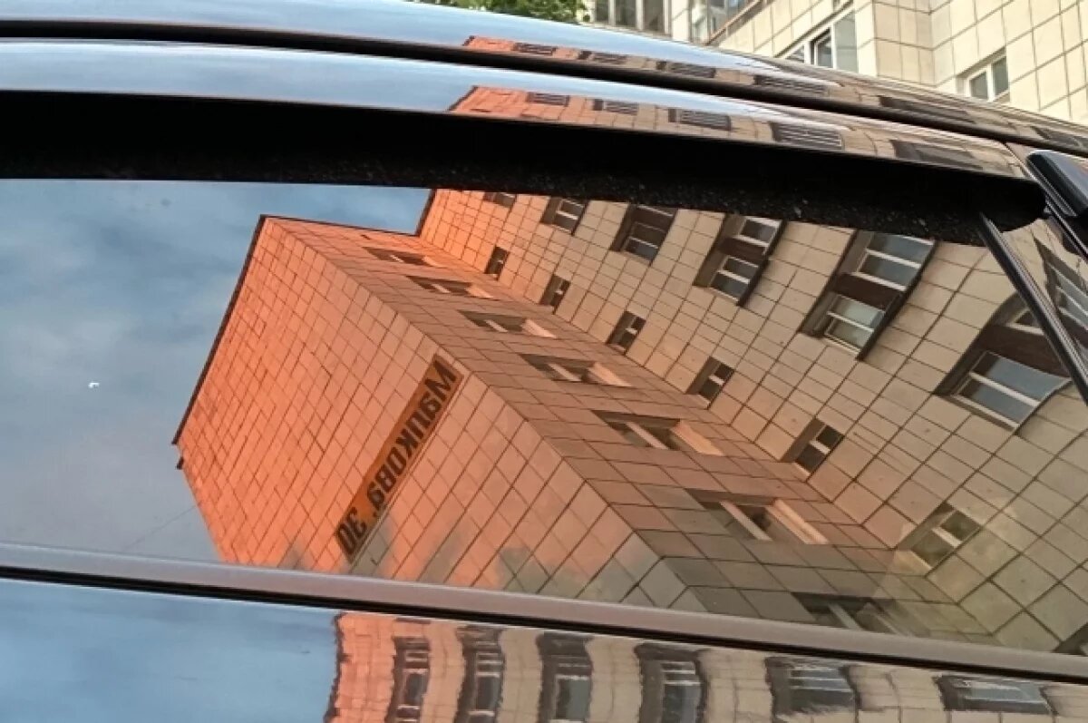    Пермяк полгода ездит с открытым окном в новом авто