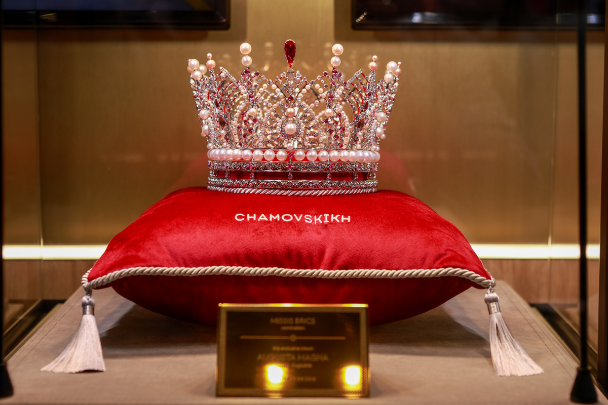    Корона Augusta MagnaАрхивы пресс-службы Chamovskikh