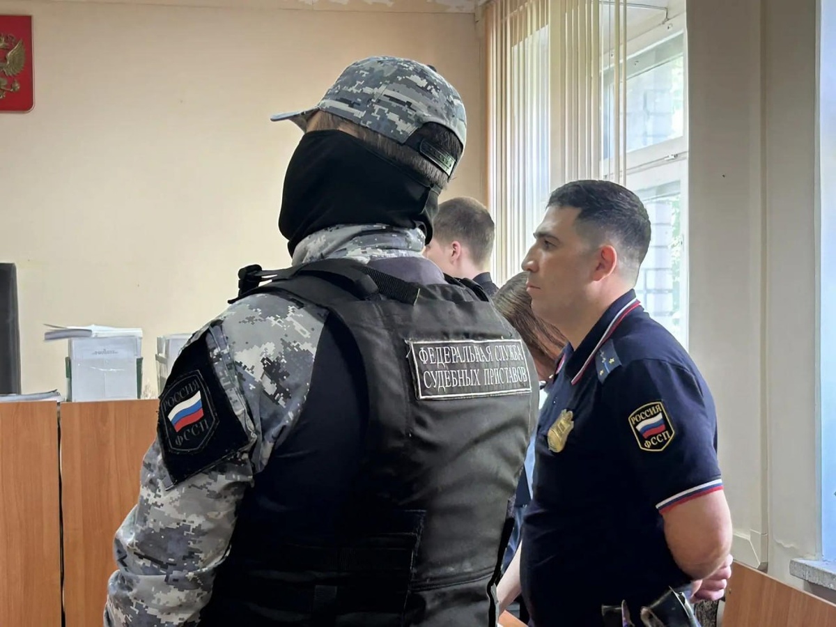 Ислама Бичигова признали виновным в нападении на инспектора ГИБДД. Судья Жанна Гришина назначила 6 лет колонии общего режима.