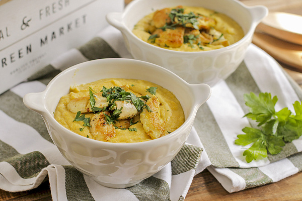 Кукурузный суп-пюре с курицей, сливками и сельдереем