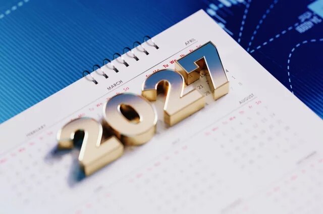    Сколько выходных будет в 2027 году?