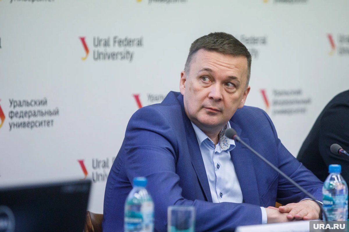     Козлов спустя многие месяцы избавился от приставки «ио»