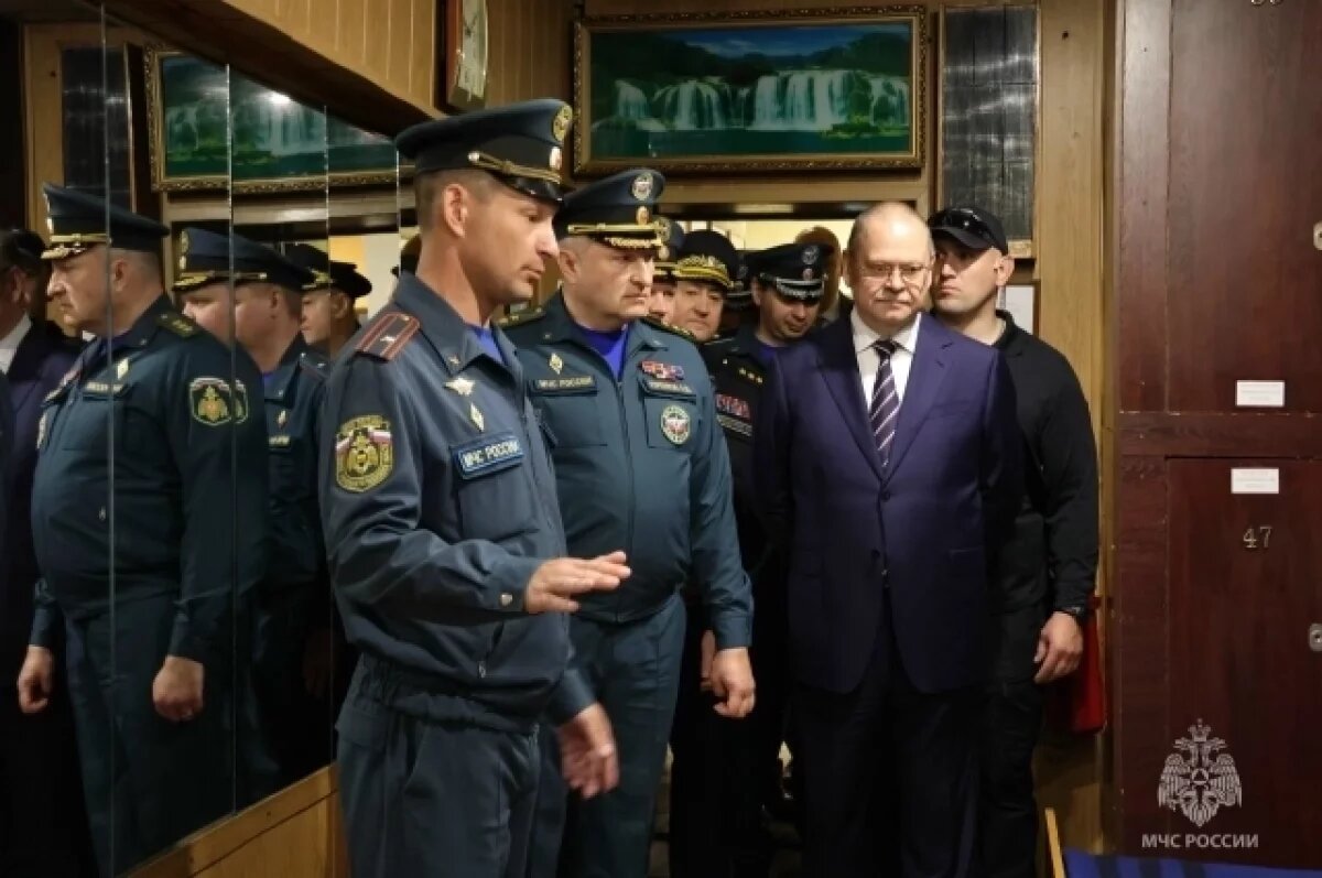    Александр Куренков передал две лодки сотрудникам МЧС по Пензенской области