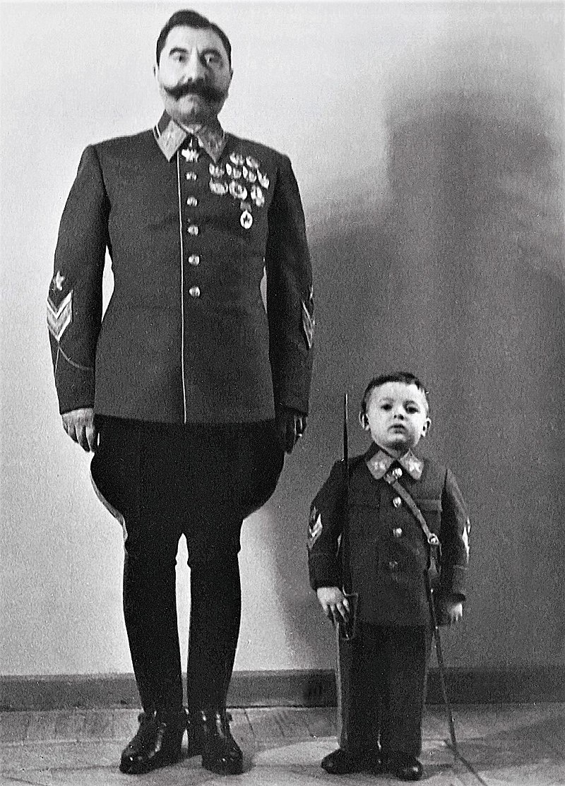 С.М. Будённый с сыном Серёжей.