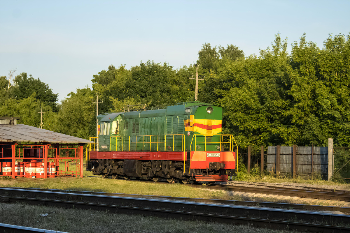 Тепловоз ЧМЭ3-4548 на территории ОПМС-68 Купавна