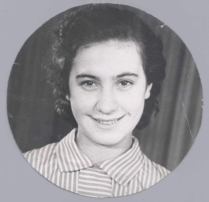 Диктор Кировской студии телевидения Лилия Зыкина (Лиханова) 1958 г.