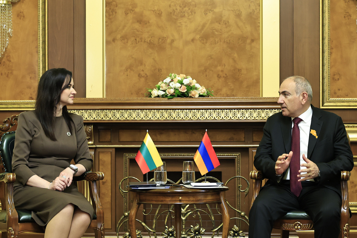 © Аппарат Премьер-министра Республики Армения