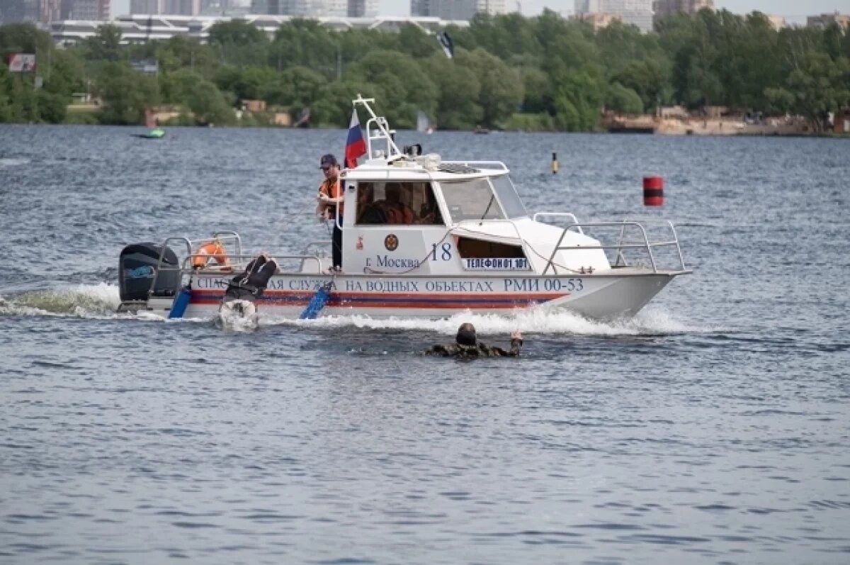    За выходные спасатели подняли из воды тела двух волгоградцев