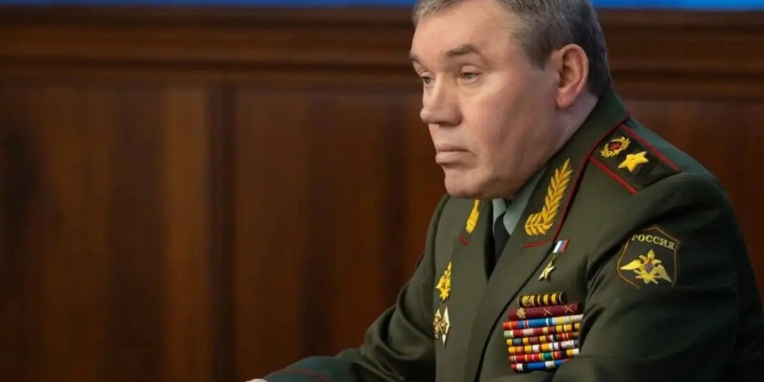 НГШ Герасимова ждёт неминуемая отставка, воют инсайдеры. Верховного подставили