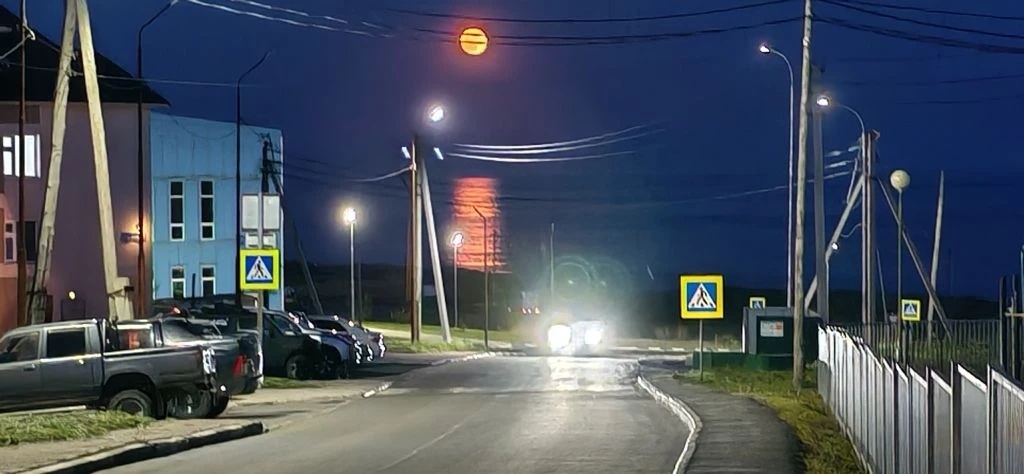 Полнолуние на Южно-Курильском мысе