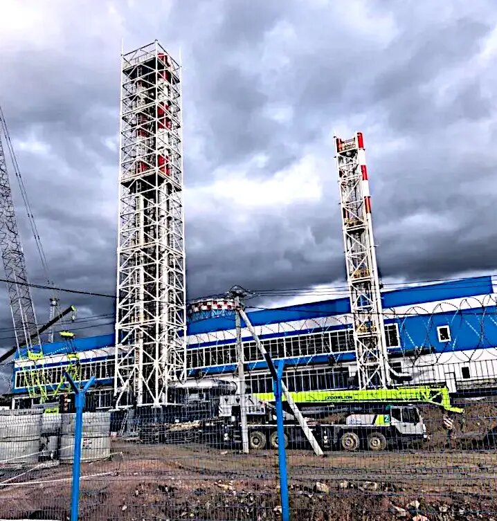 Завершение процесса установки 50-ти и 30-ти метровых вытяжных башен. Производство дымовых труб Уральский завод дымоходов "Модуль" 