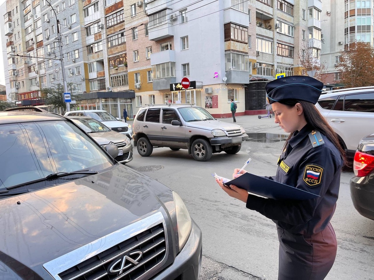 В Саратовской области завершилась акция «Судебные приставы — детям», приуроченная к Международному дню защиты детей. Главный фокус — взыскание алиментов и защита прав несовершеннолетних.