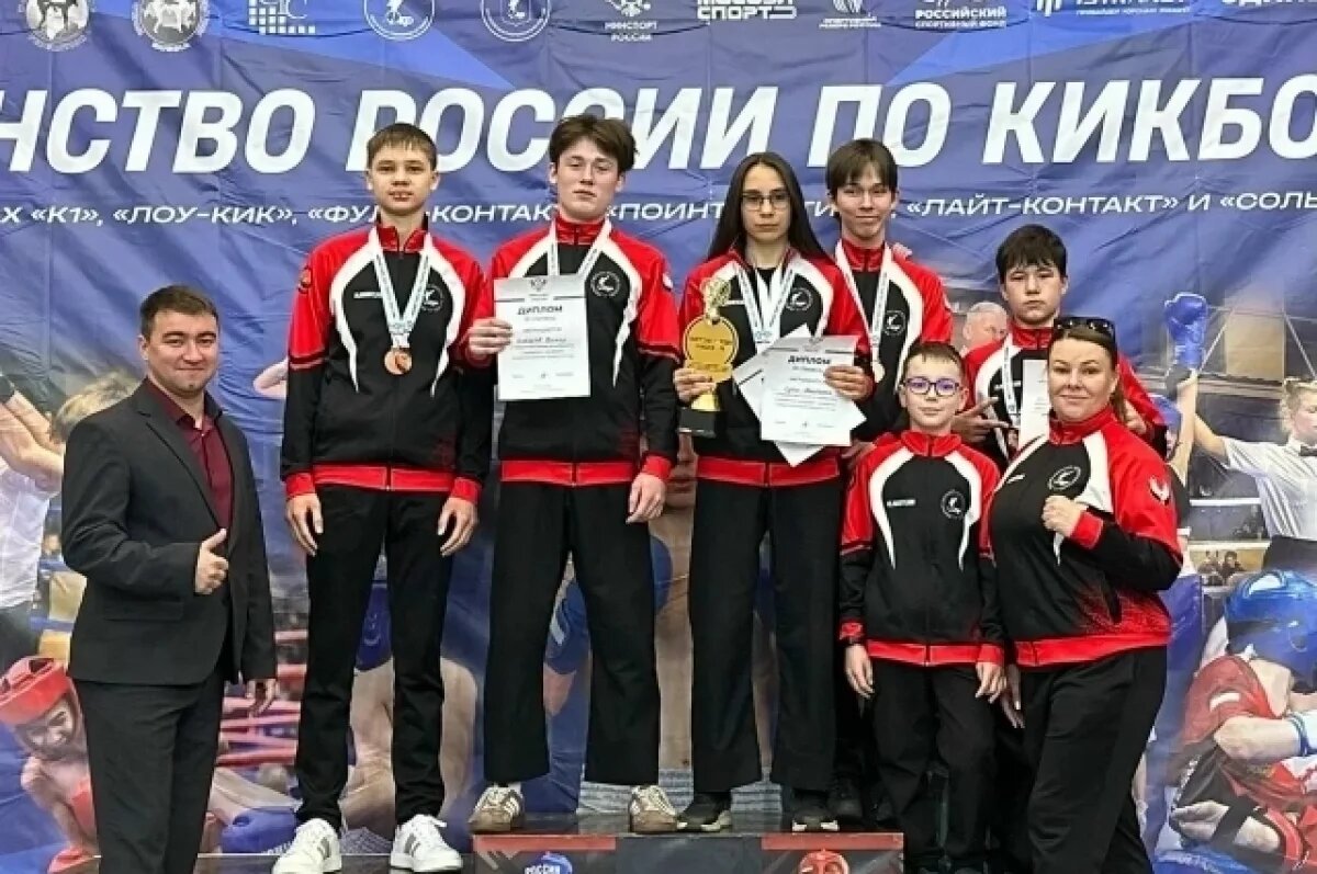    Спортсмены из Удмуртии завоевали 12 медалей на первенстве РФ по кикбоксингу