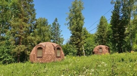    Гостевые дома на территории Музейно-экскурсионного комплекса   https://vk.com/wall-140304465_9853