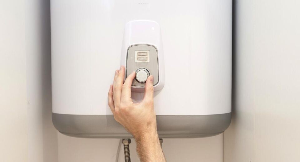    istockphoto.com/brizmaker