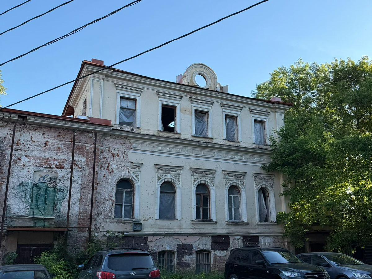 Фото автора канала. Городская усадьба Резановых.
