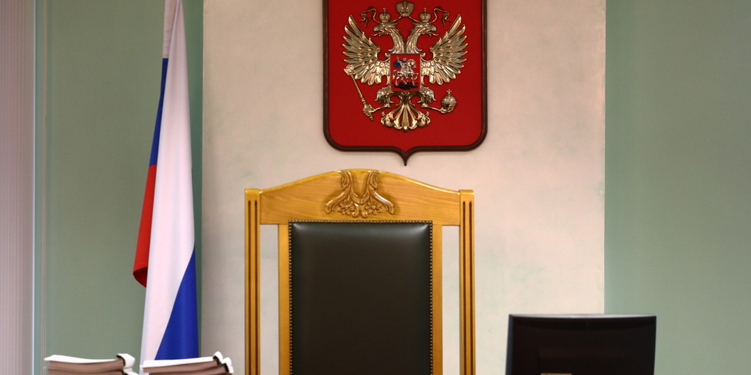 Суд в Петербурге признал запрещенными три фильма по шести ссылкам