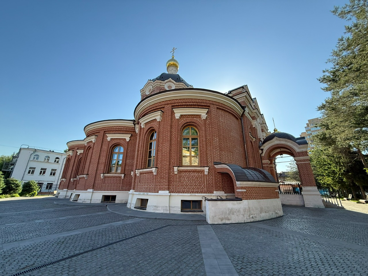 Фото автора канала. Церковь Николая Чудотворца на Трёх горах.