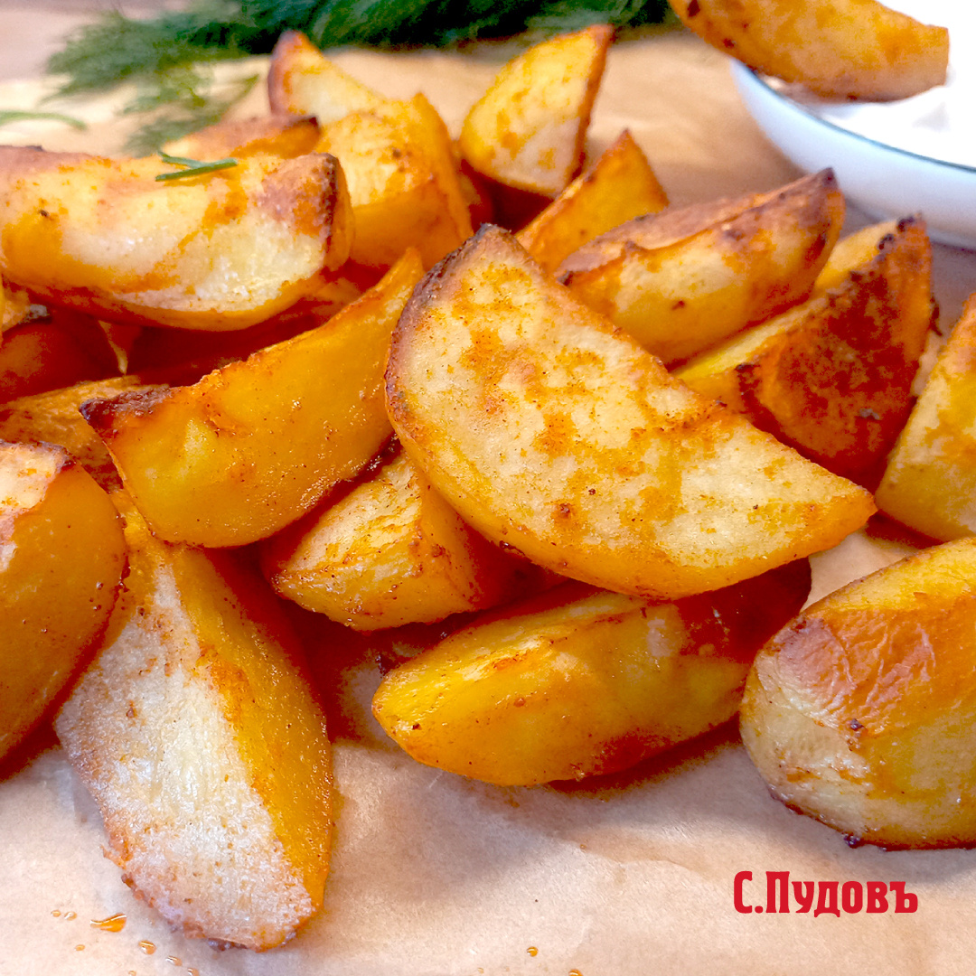 Картофель, запеченный дольками в духовке