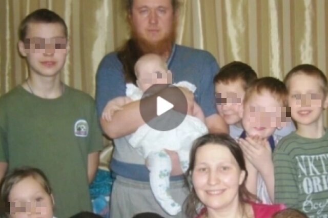    В большой семье вновь пополнение. Фото: РДКБ/ Скриншот видео