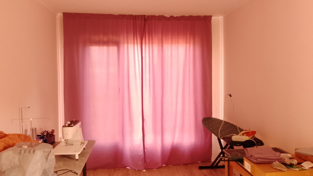 Сиреневое свечение